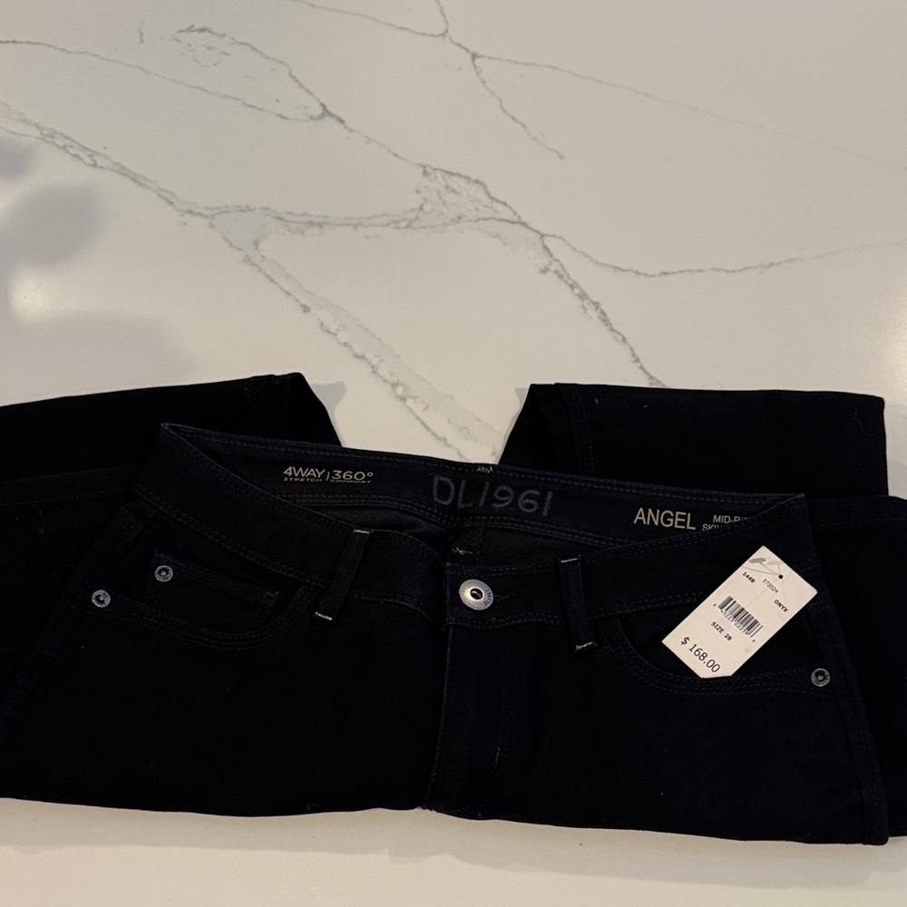 DL1961 Women's Black Jeans - Angel Mid-rise Skinny - size 28 - NWT